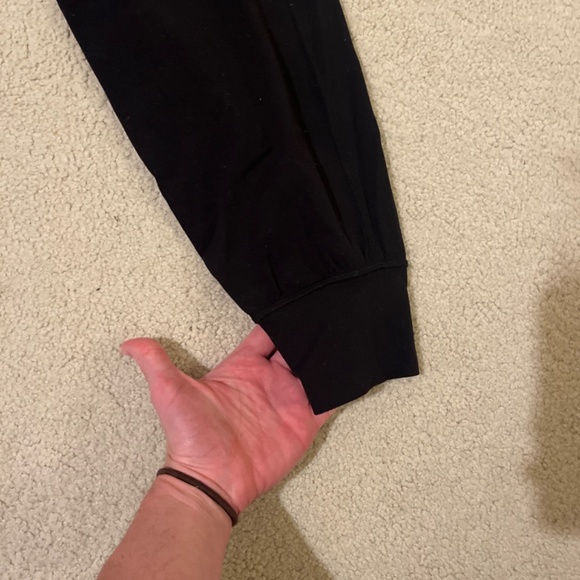 Lululemon align black joggers! - Picture 6 of 6